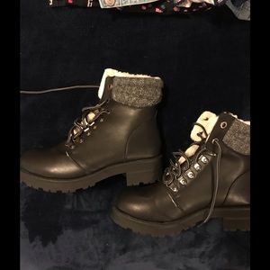 Women’s boots